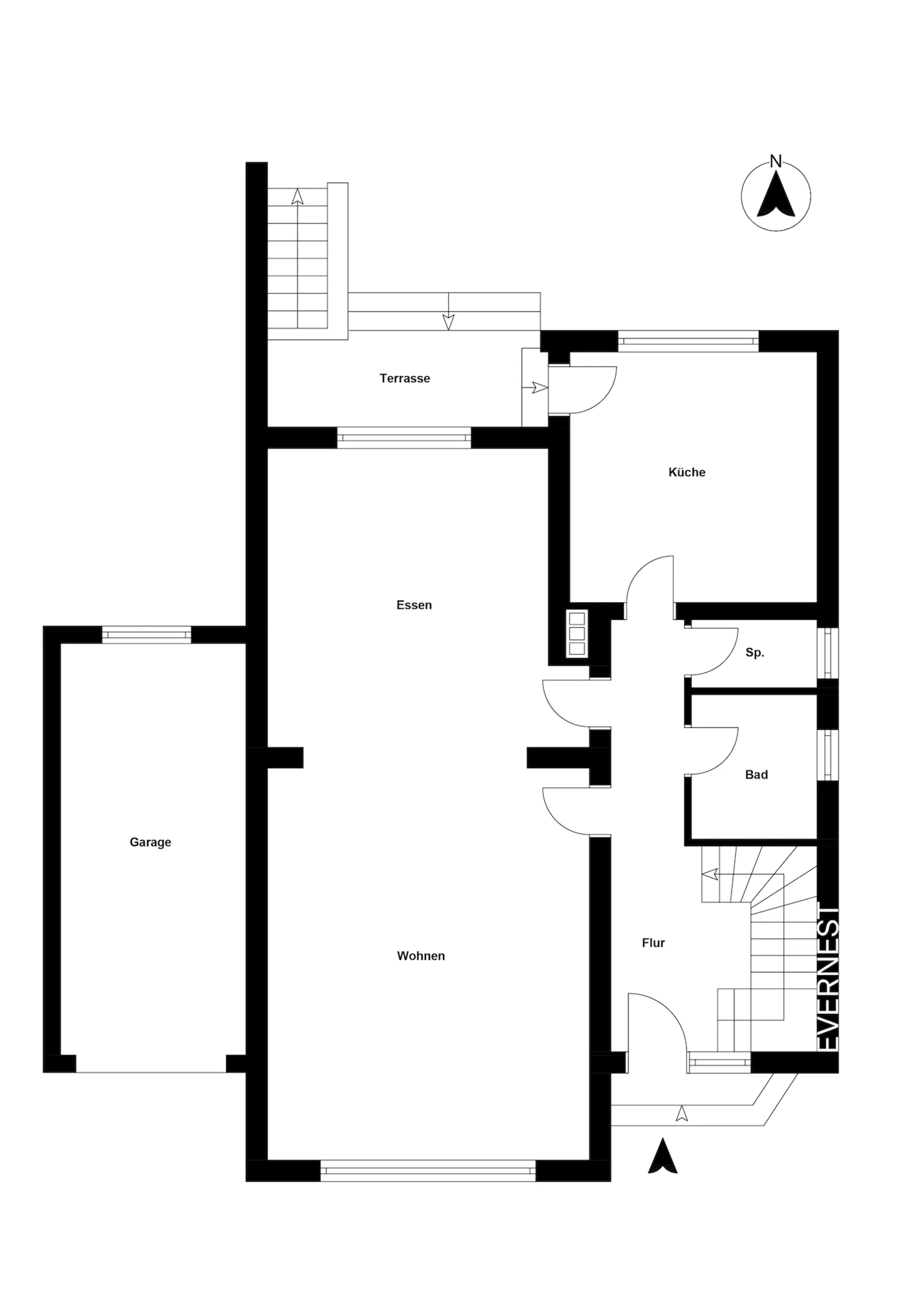Grundriss eines Hauses mit Garage, Terrasse, Wohnzimmer, Küche, Bad und Flur.