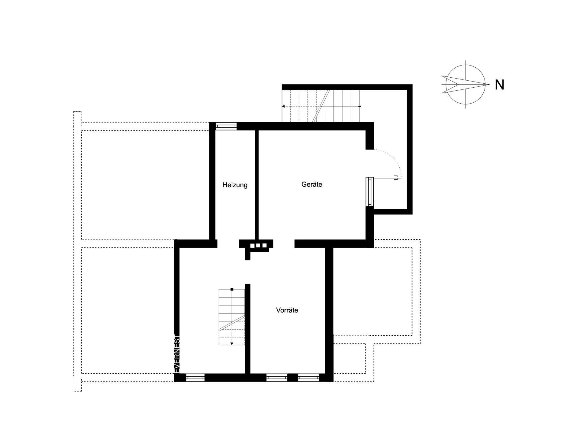 Grundriss mit drei Räumen: Heizung, Geräte und Vorräte. Treppen sind eingezeichnet.