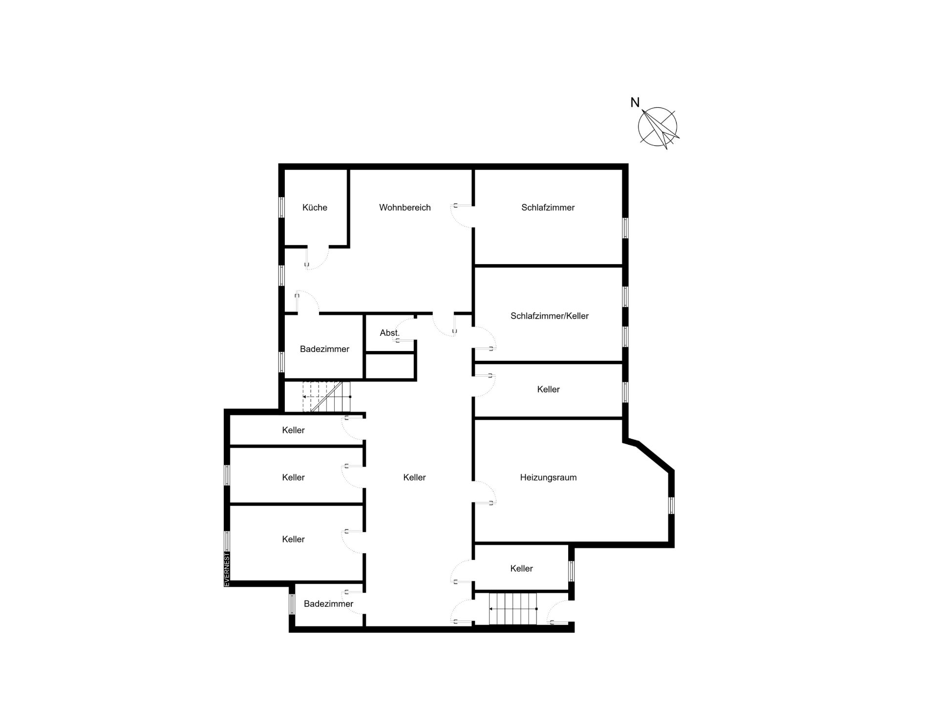 Grundriss eines Wohnhauses mit Küche, Wohnbereich, Schlafzimmern, Bädern und mehreren Kellerräumen.