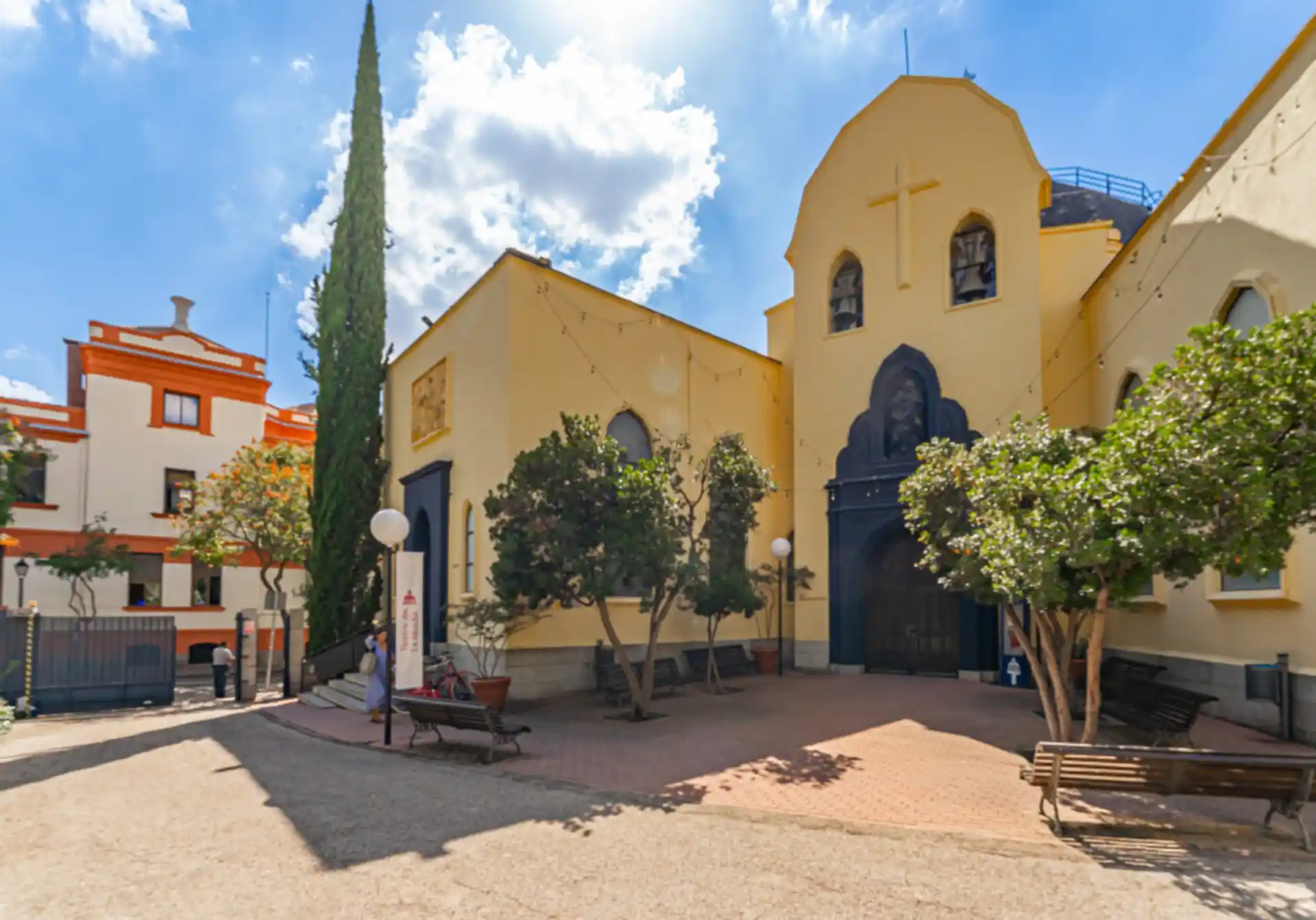 Teatro de Abadia en barrio de Arapiles, Chamberí en Madrid