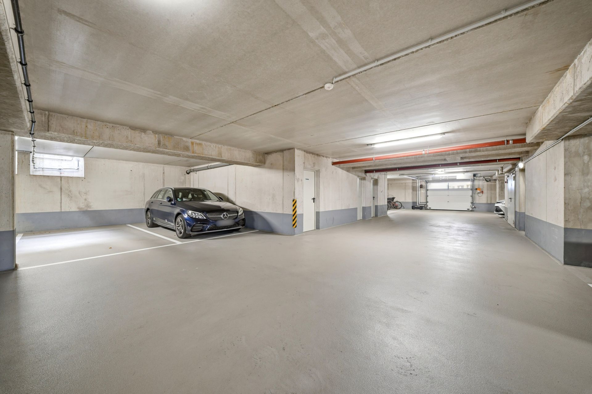 Tiefgaragenstellplatz