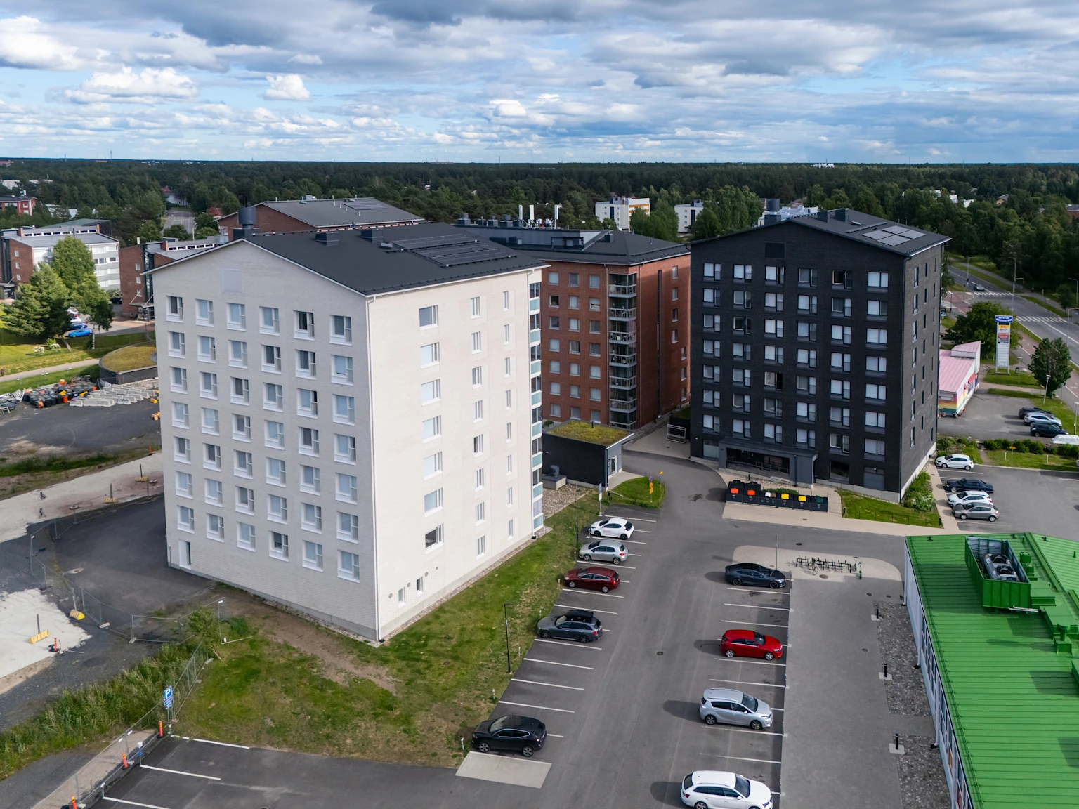Oulun Tervapääsky julkisivu (2).jpg