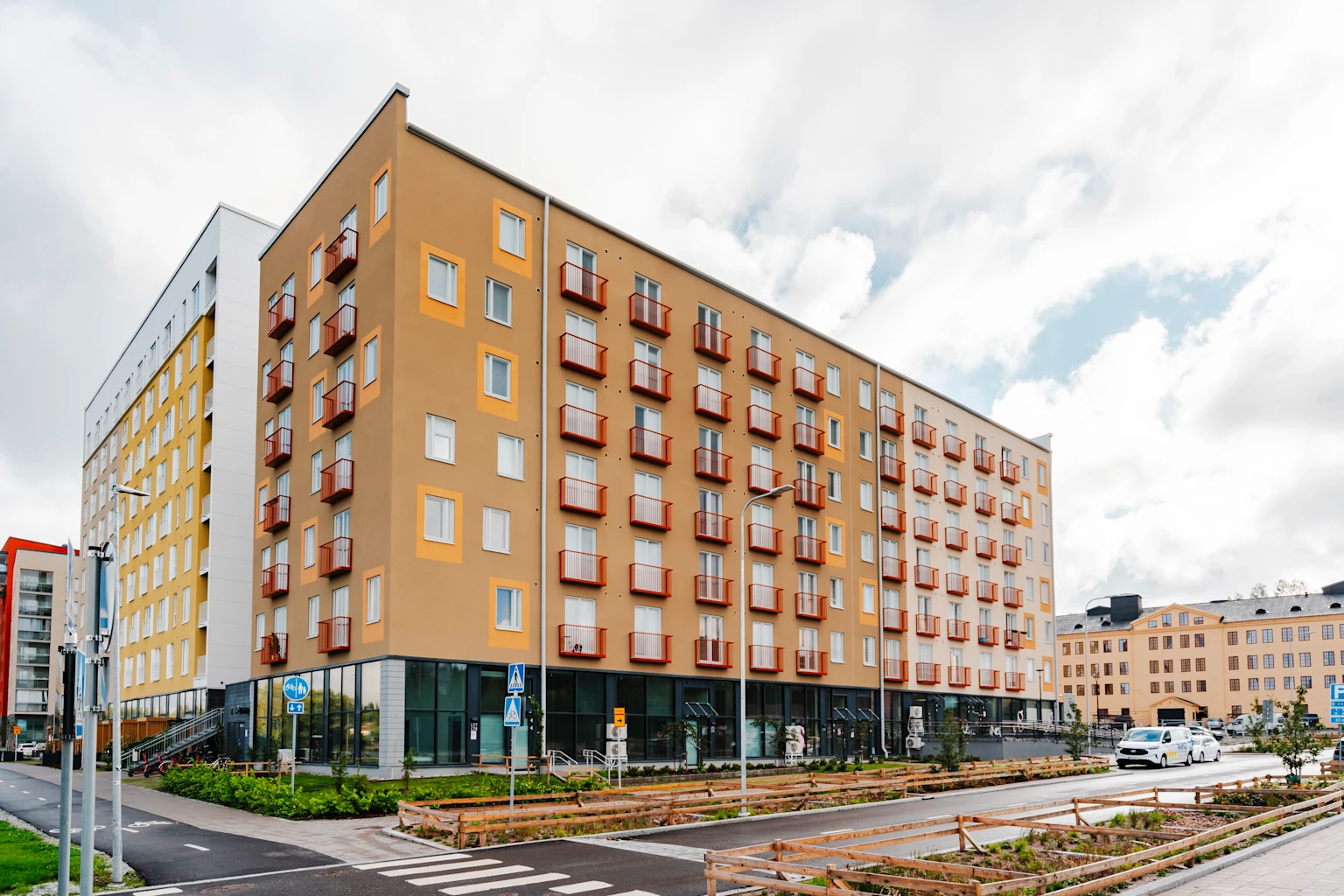 Turun Huoleton Pukkila 1-6.jpg