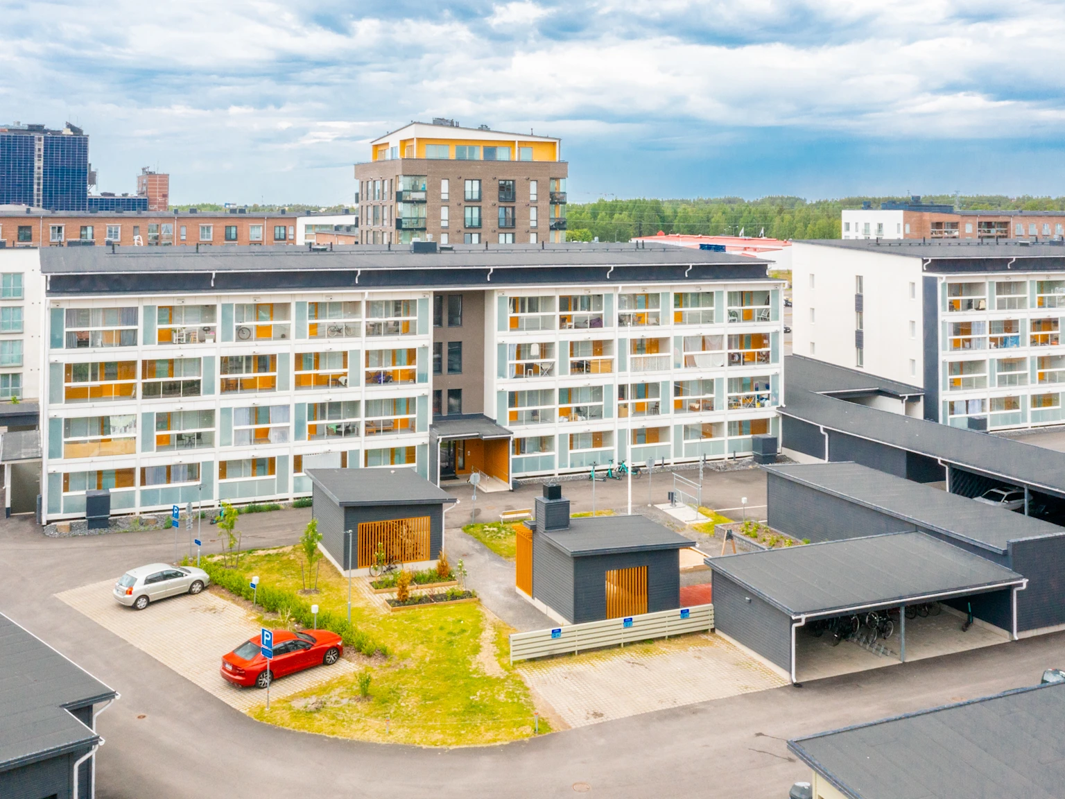 Oulun Mallasmaisteri julkisivu sisäpiha.jpg