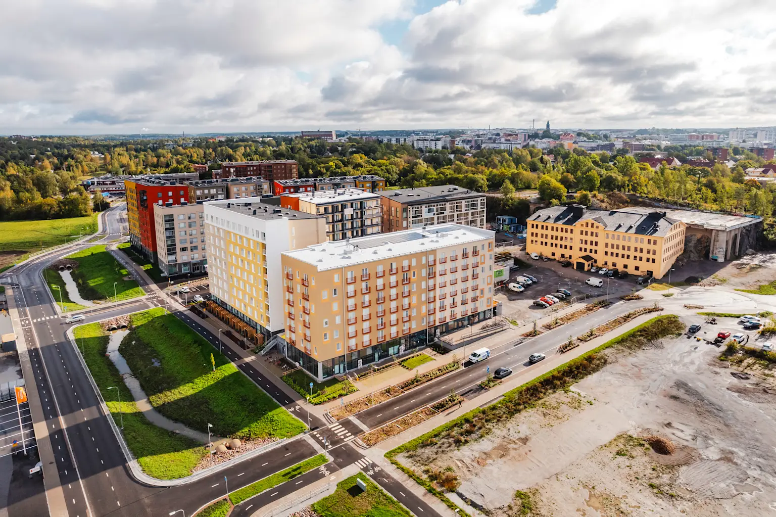 Joo Kotien vuokra-asuntoja uusissa kerrostaloissa Turun Pitkämäessä Pukkilan uudella asuinalueella.