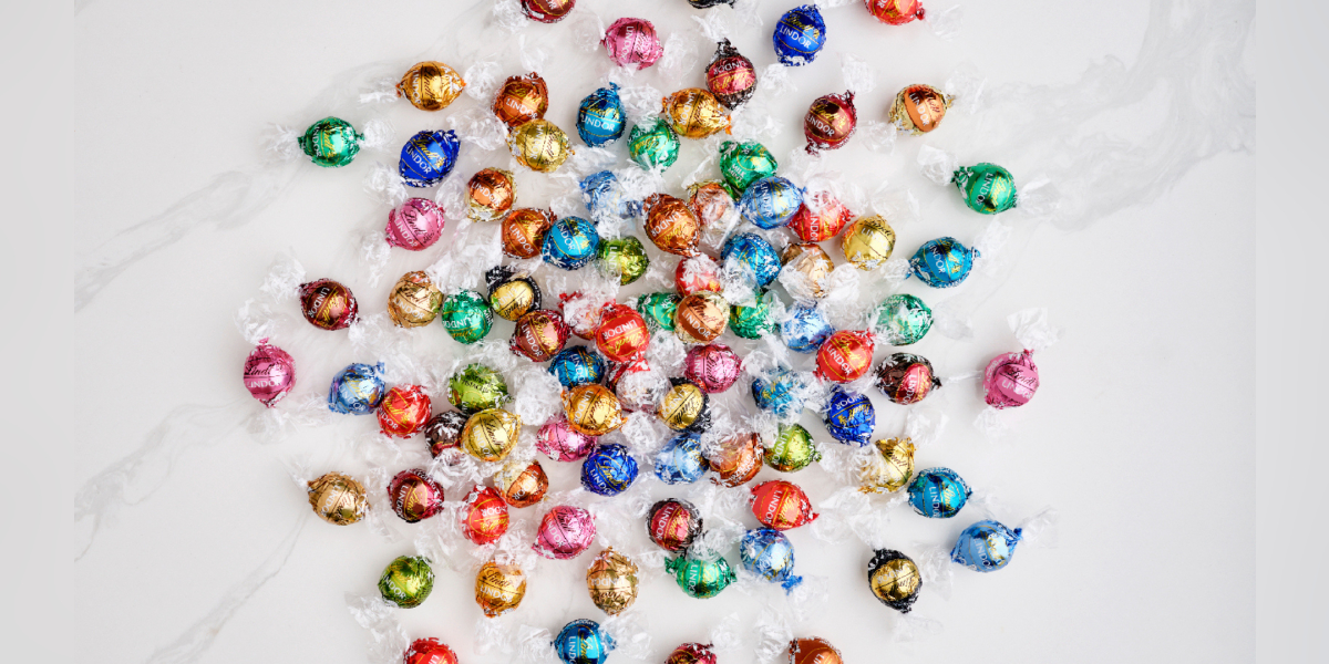 CF Masonville Place Save up to 10 on LINDOR Truffles!