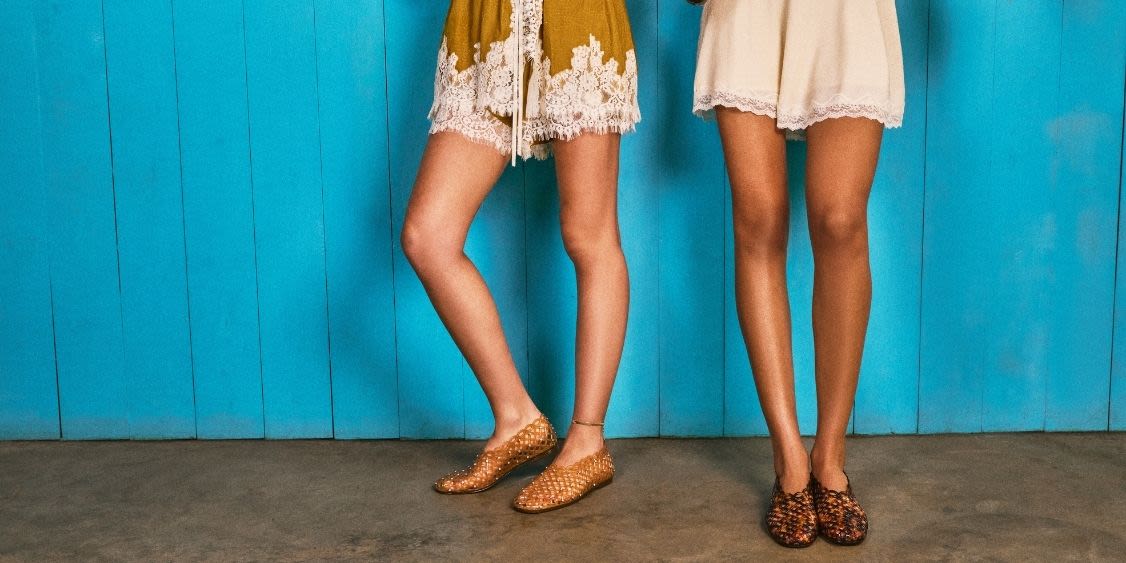 Labour Day Sale: Take an extra 30% off all sale items at Steve Madden.