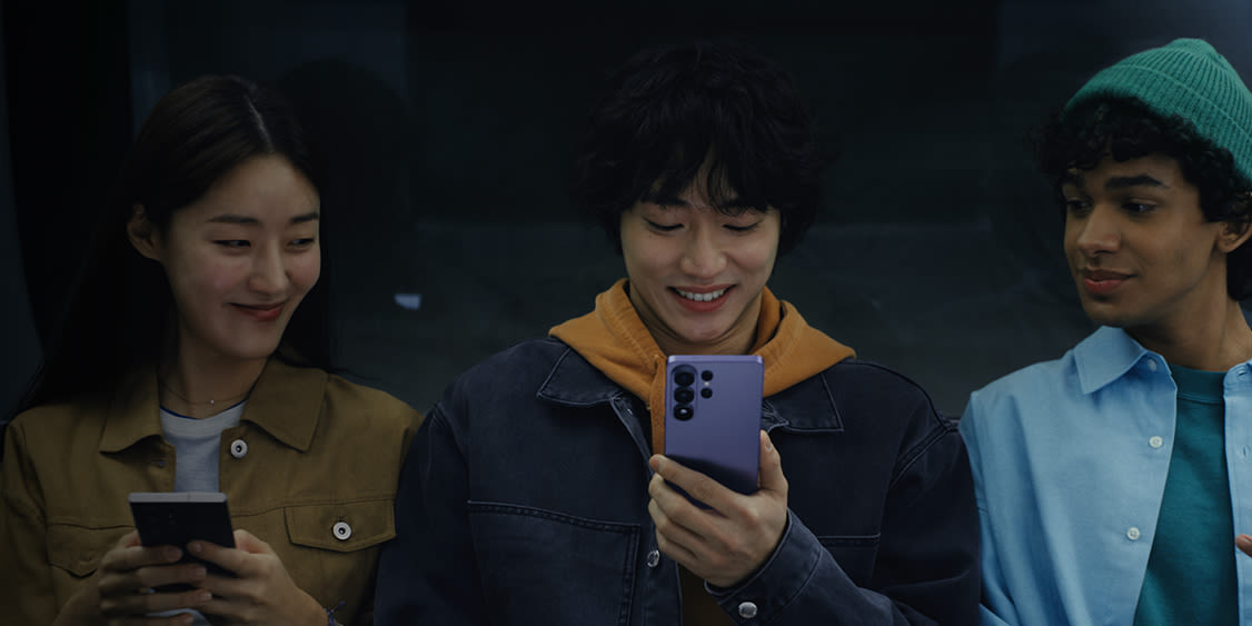 Premium AI phone. Low monthly cost.