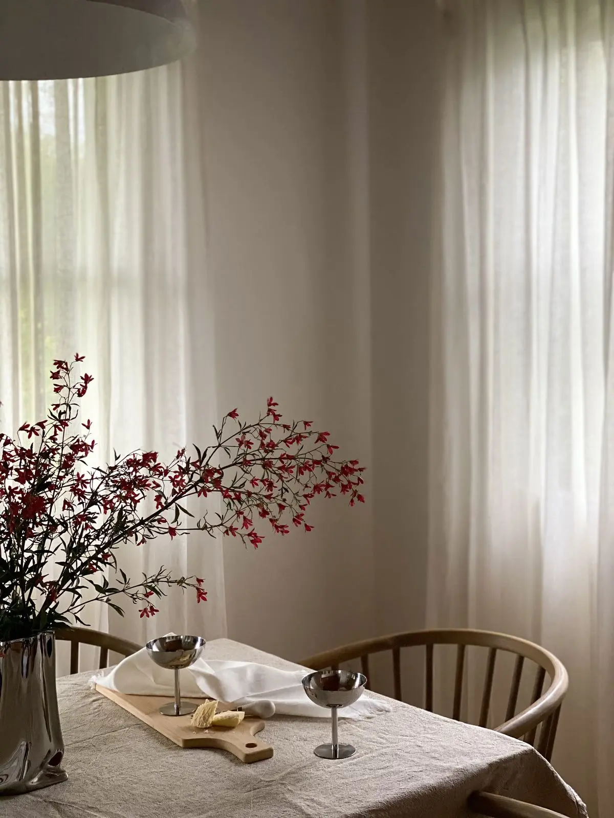 How to Decorate Your Home for Christmas: Expert Tips from an Interior Designer hero image