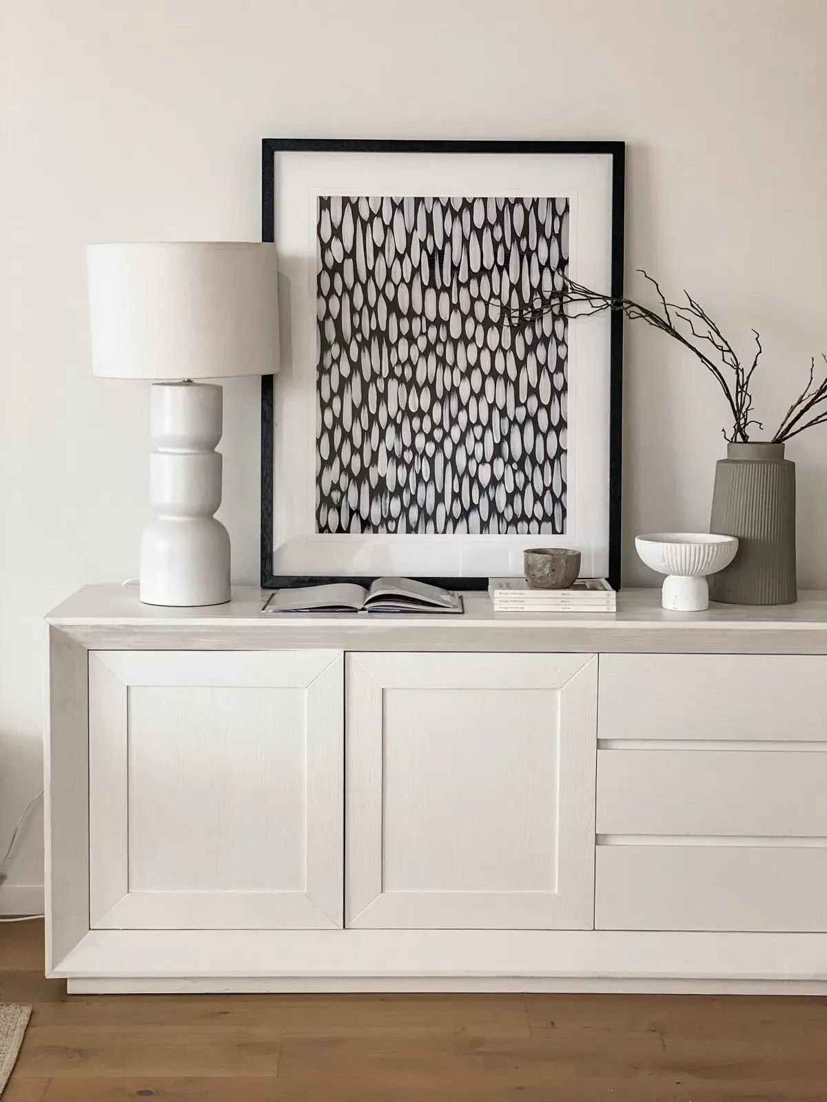 Choosing The Perfect Artwork For Your Home: A Guide to Personalizing Your Interior hero image