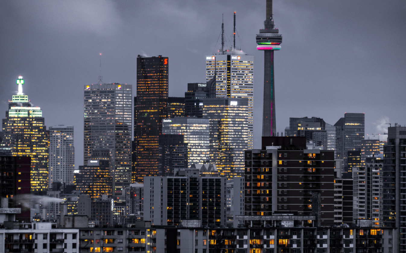 The CN Tower and Toronto skyline at night