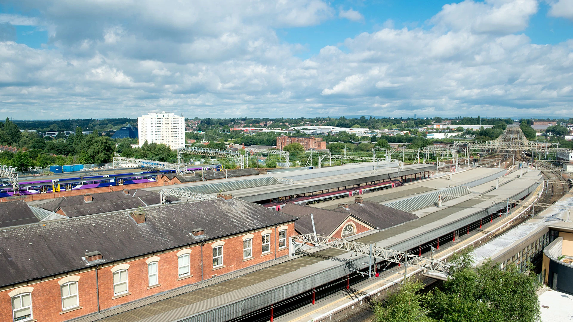 Invest - Railway lines through Stockport
