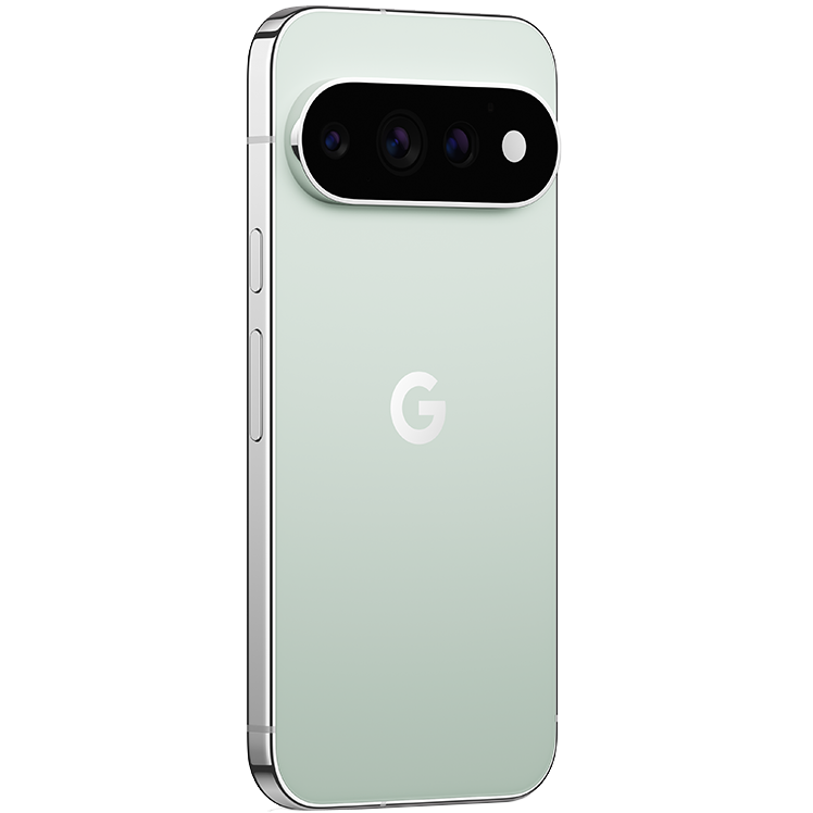 Google Pixel 11 Pro sedd bakifrån i ljusblå färg med silverkanter, trippelkamera och Google-logotyp.