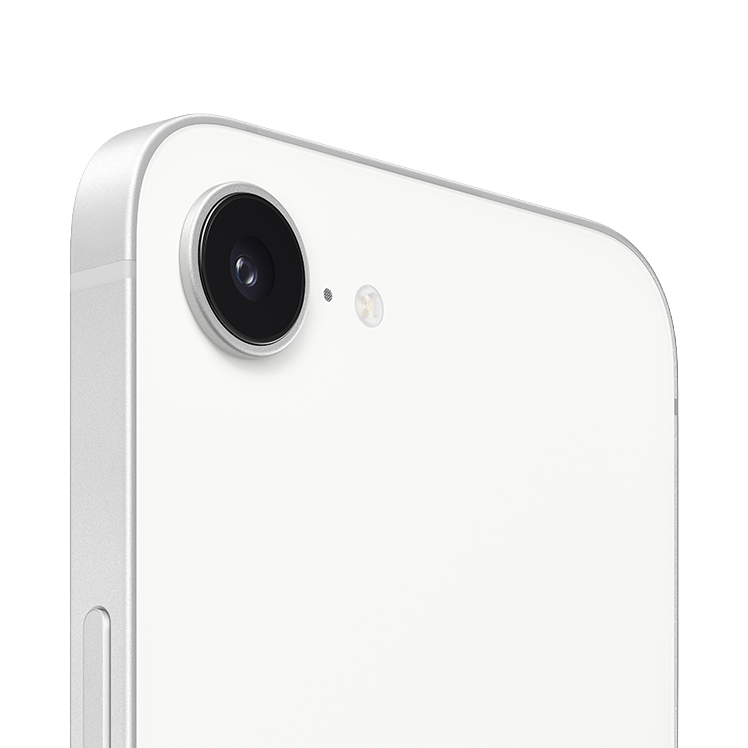 Inzoomad kamerabild på baksidan på vit iPhone 17e