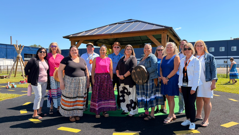 Northumberland County and Dnaagdawenmag Binnoojiiyag celebrate opening of Indigenous early years playroom 