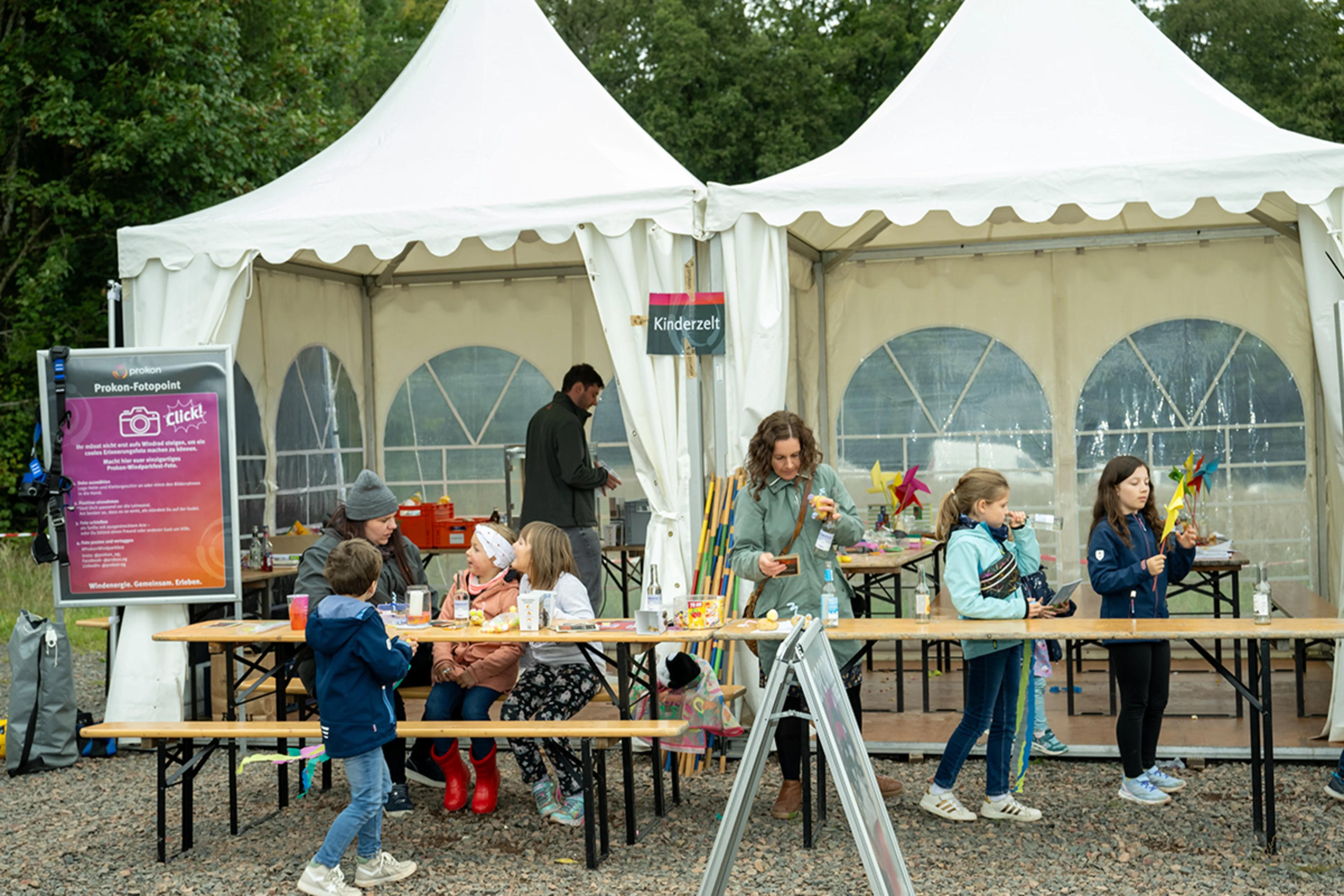 Kinderzelt auf dem Prokon-Windparkfest in Langenbach
