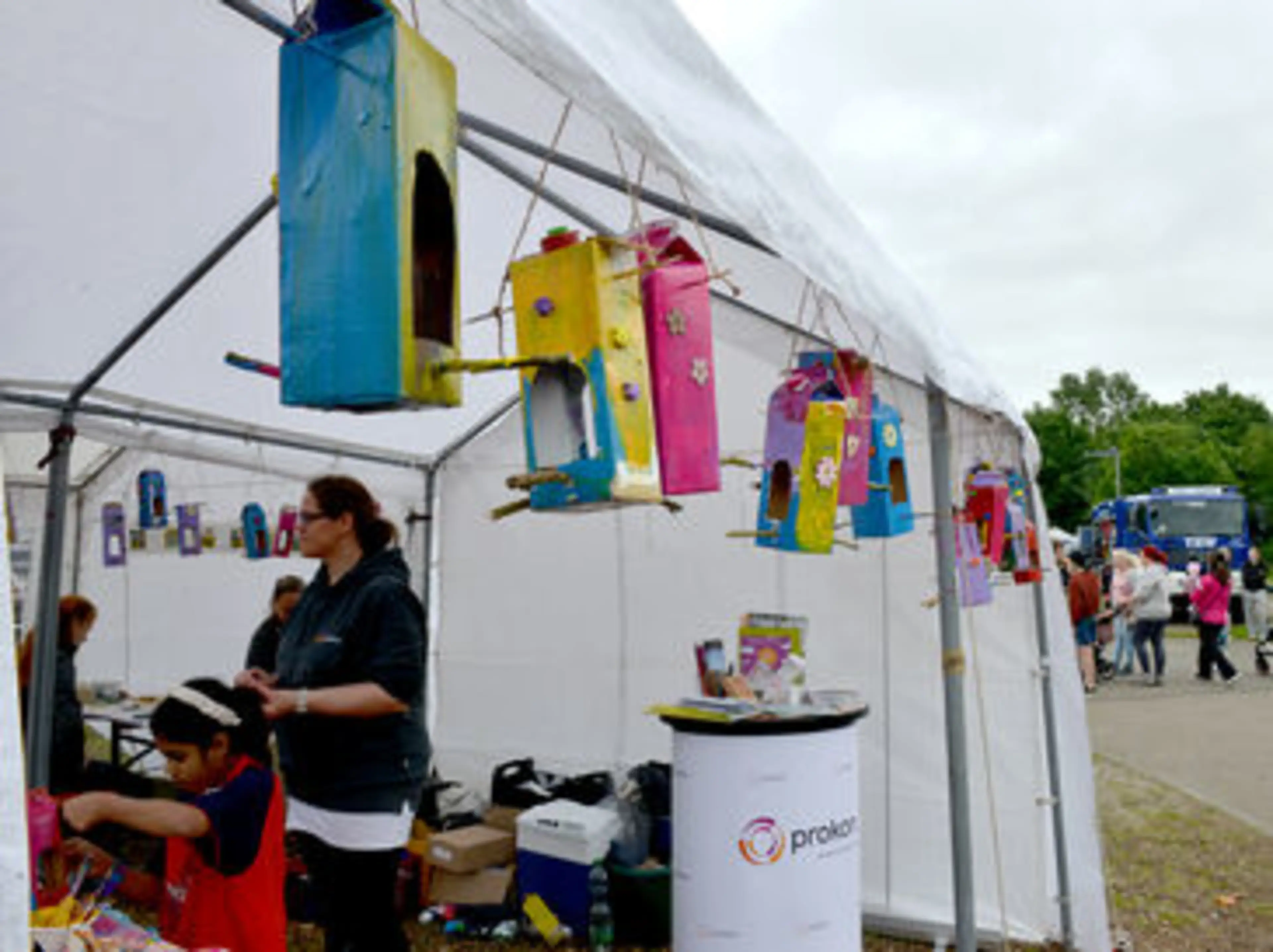 Itzehoe Children's Day 2024 - Handmade Bird Feeders