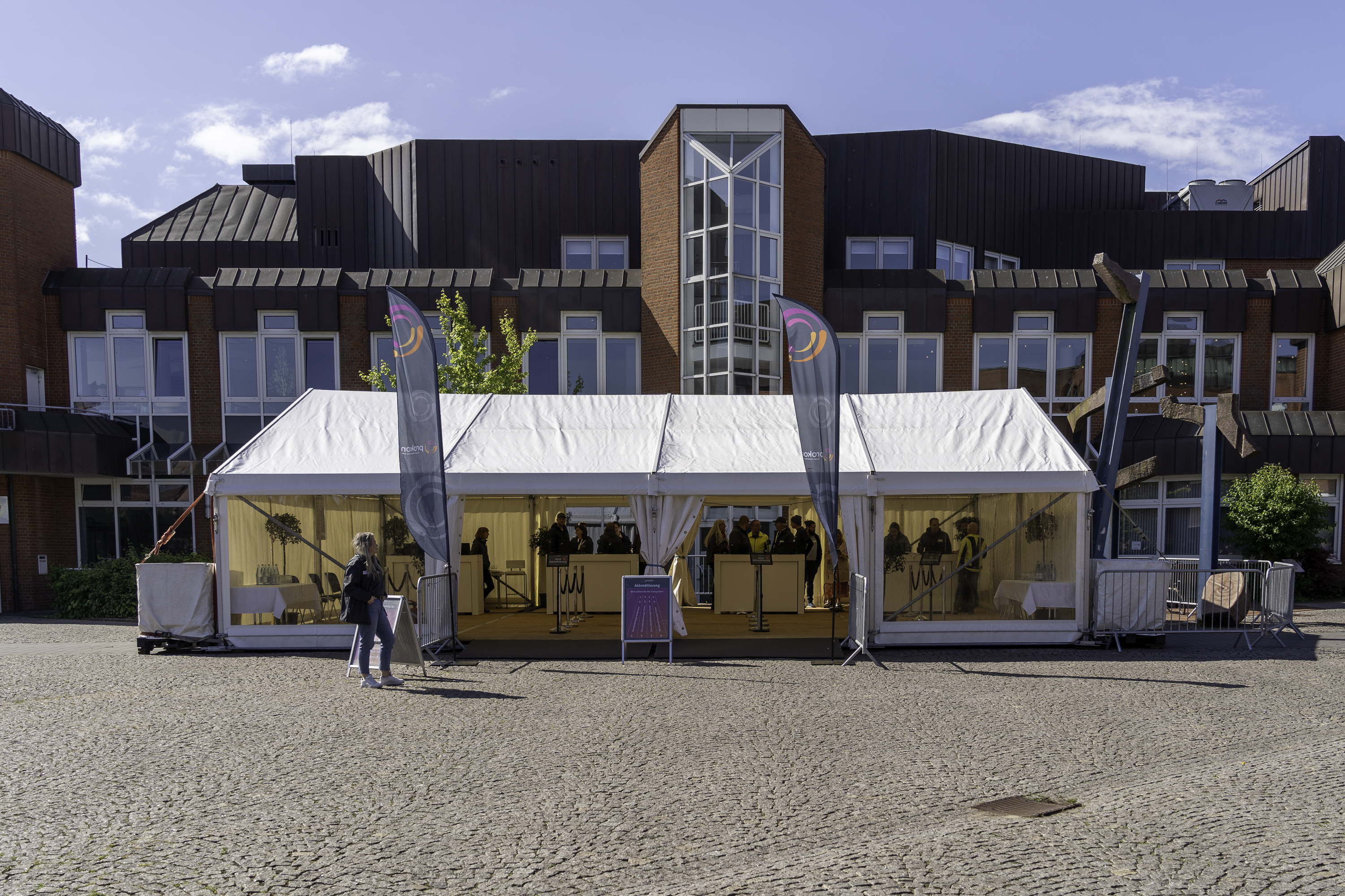 Akkredetierungszelt Generalversammlung 2025