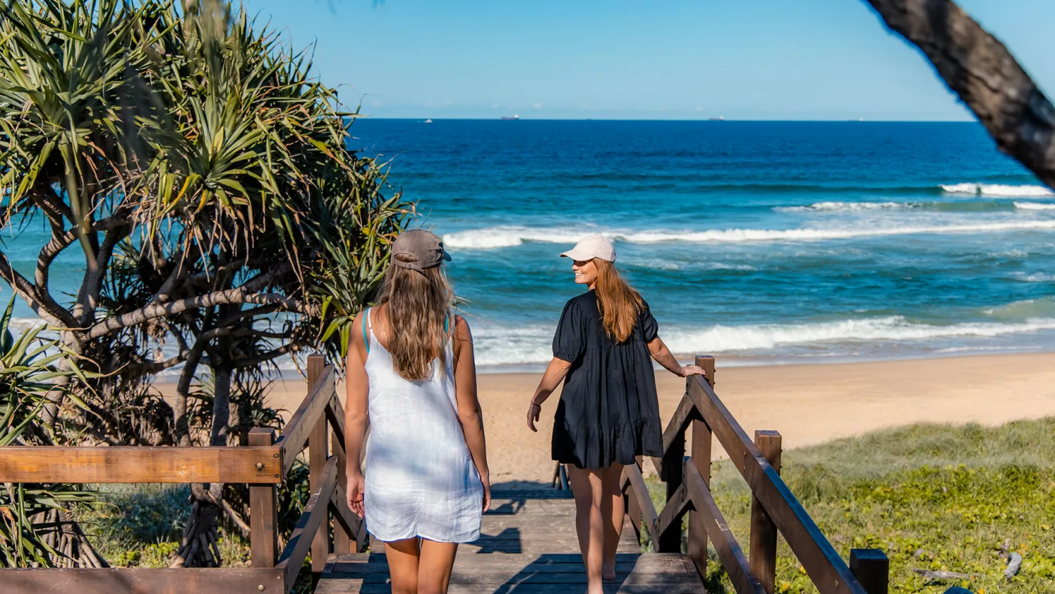 Point Cartwright Beach, Kawana Region