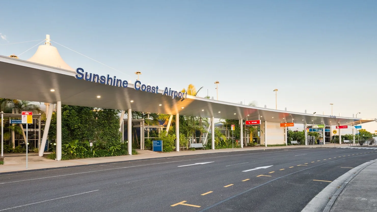 Sunshine Coast Airport (MCY)