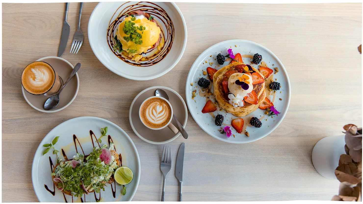 Mooloolaba breakfast