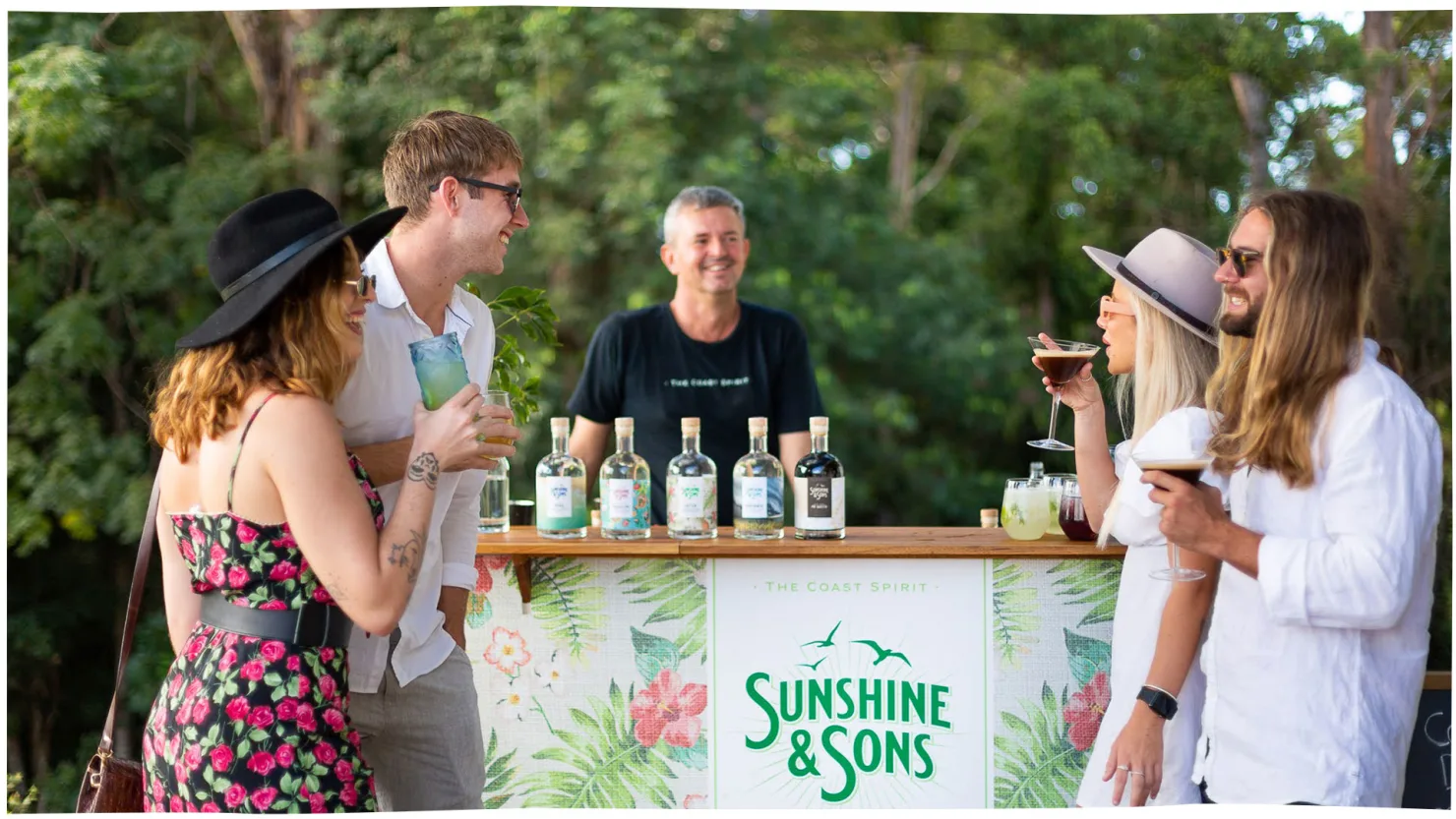 Sampling Sunshine & Sons (CAVU Distilling) Gin at the Woombye pop-up bar