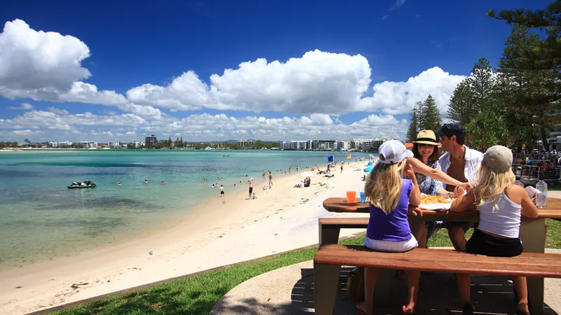 Bulcock Beach, Caloundra