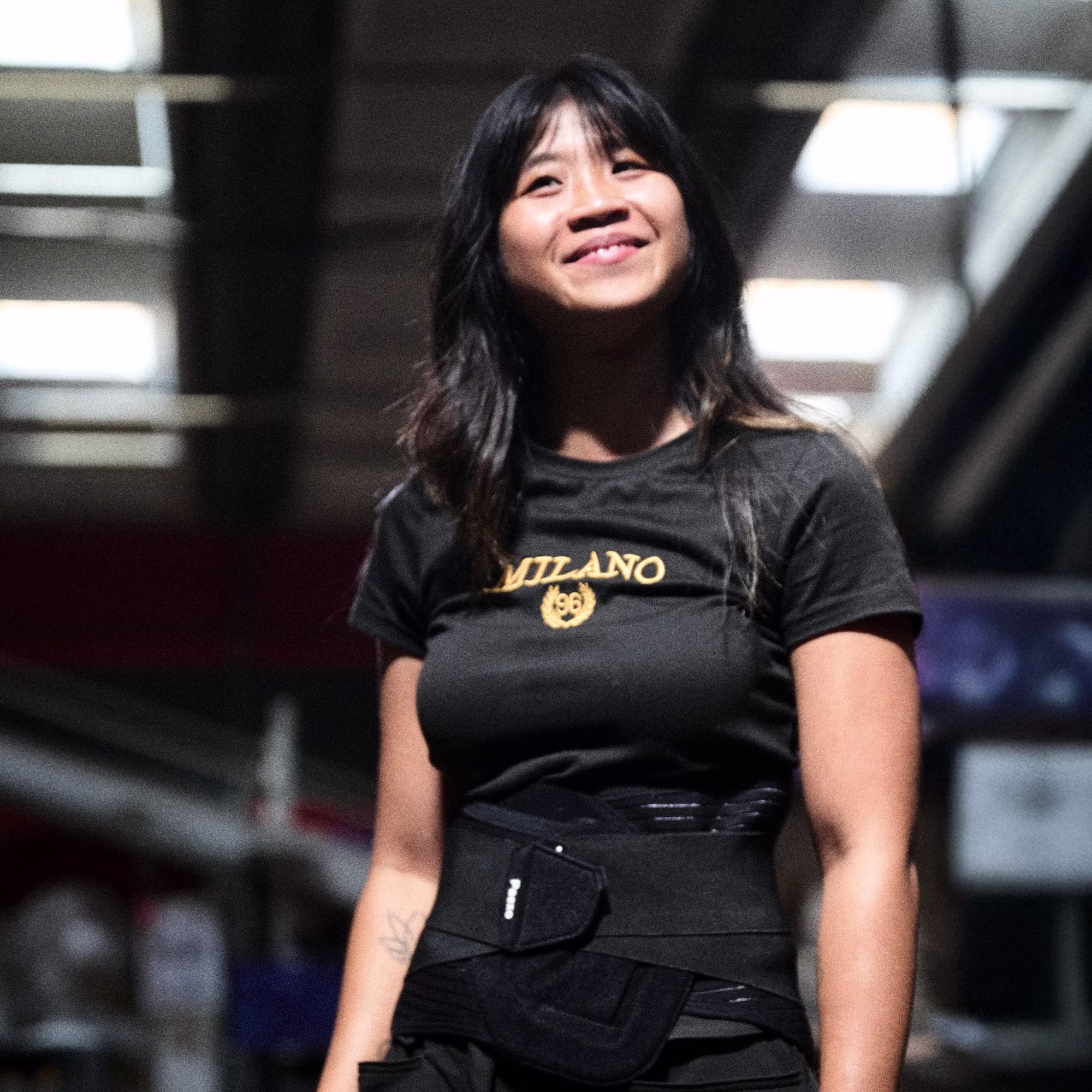 Arbeiterin trägt das CX SOFT BACK.