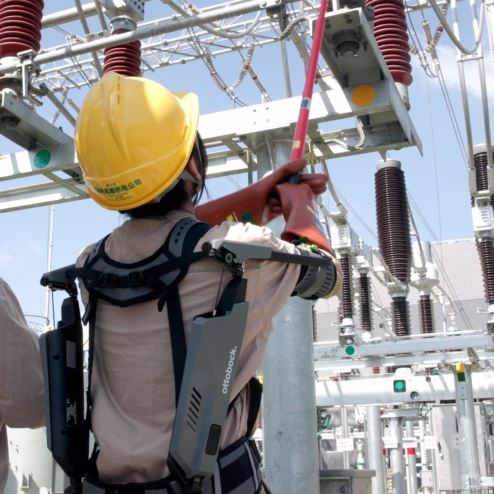 Arbeit im Umspannwerk 1200x800