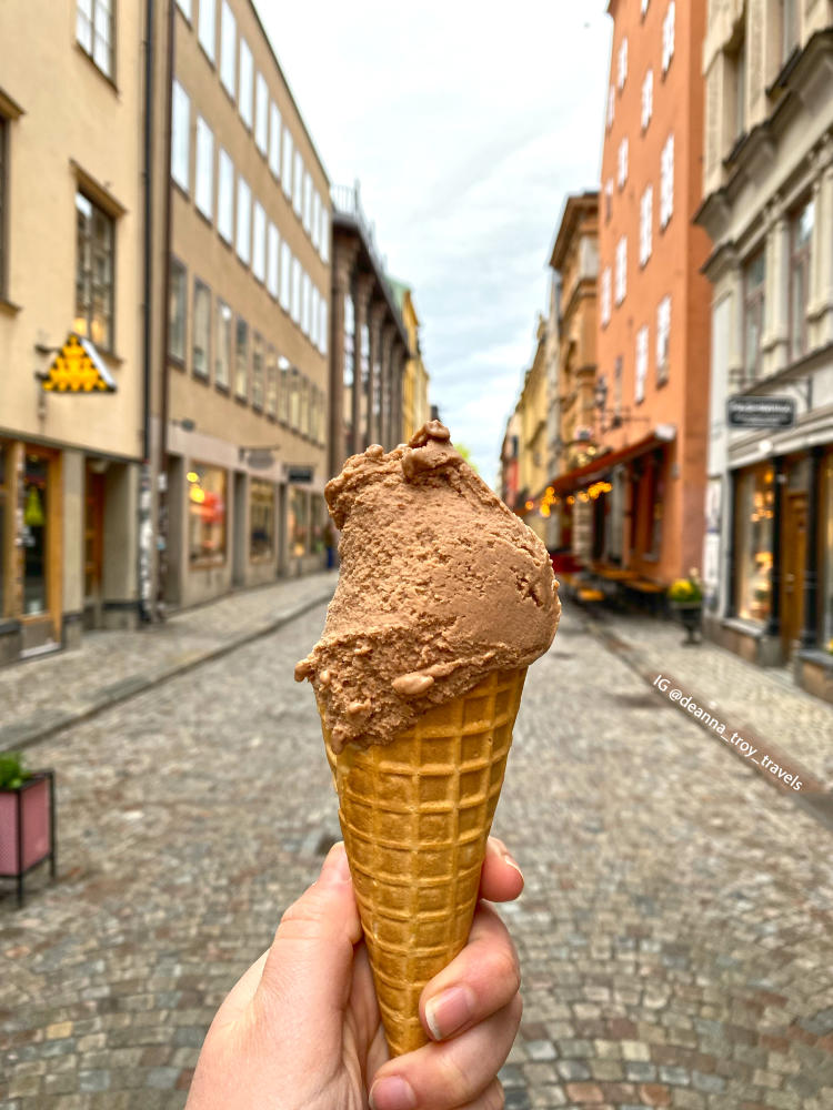 Sunflower seed flavor vegan ice cream in Sweden! It was delish!