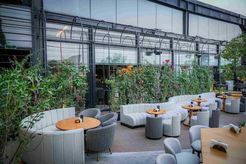 bar furniture manufacturer