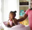 L’heure du bain de bébé : Un moment de plaisir pour vous et votre bébé