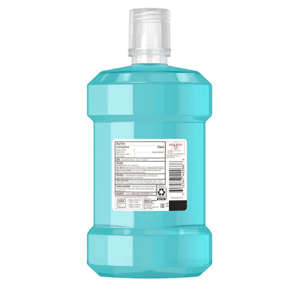 Back Pack Shot of LISTERINE® ULTRACLEAN® Tartar Control Antiseptic Mouthwash COOL MINT® 1.5Liters