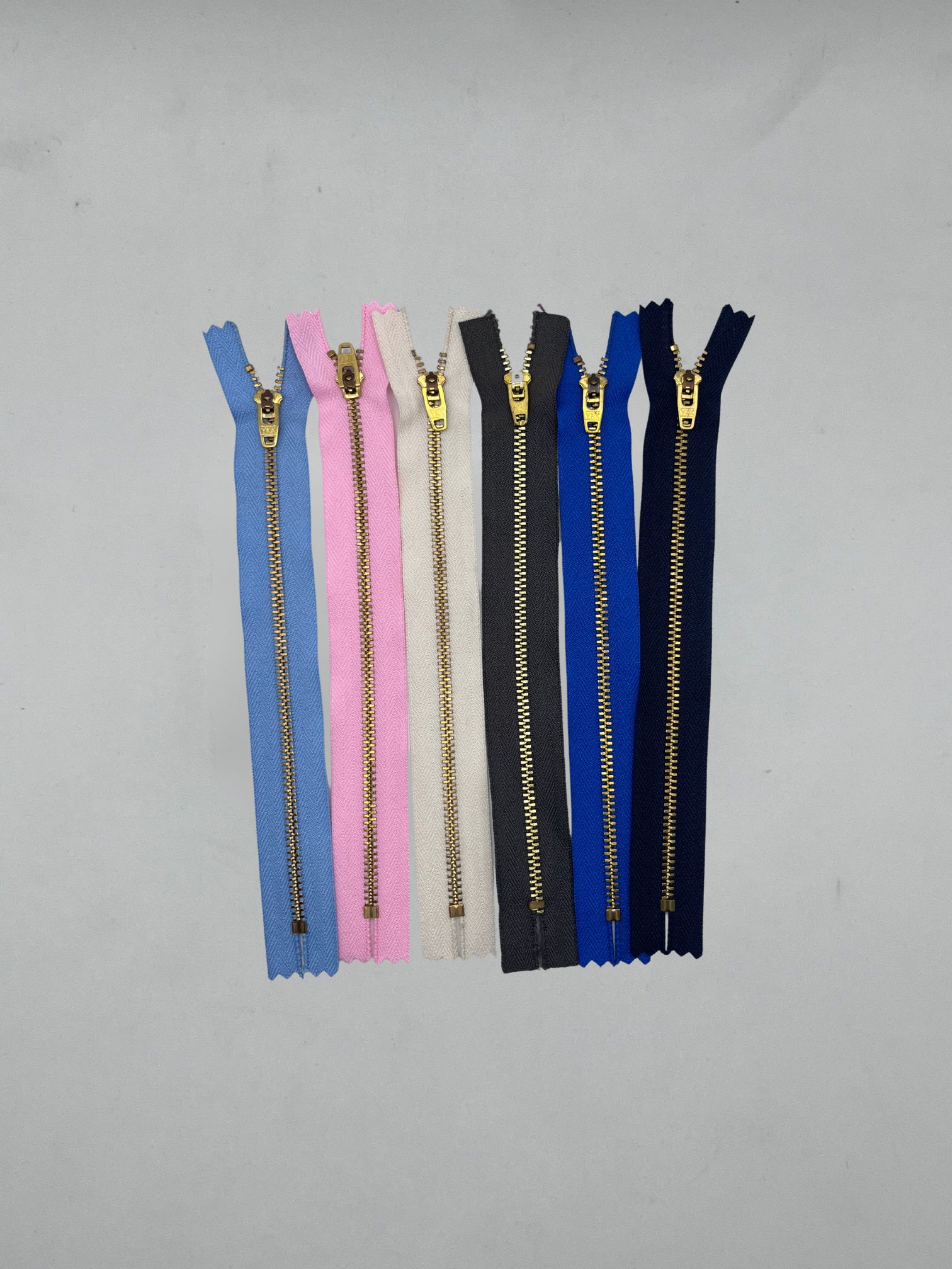 Zipper bronce #8 YKK