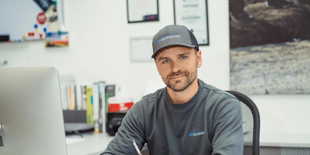 Sanfte Dellenreparatur ist unsere Leidenschaft Sanfte Dellenreparatur ist unsere Leidenschaft