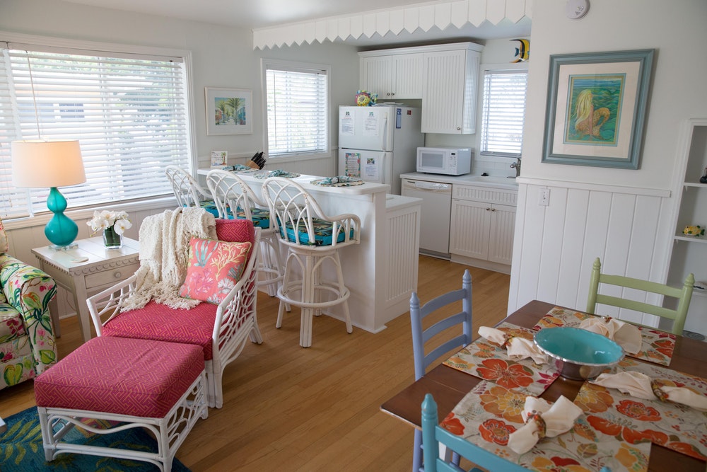 Air BNB at Fort Myers Beach-dining-for-four