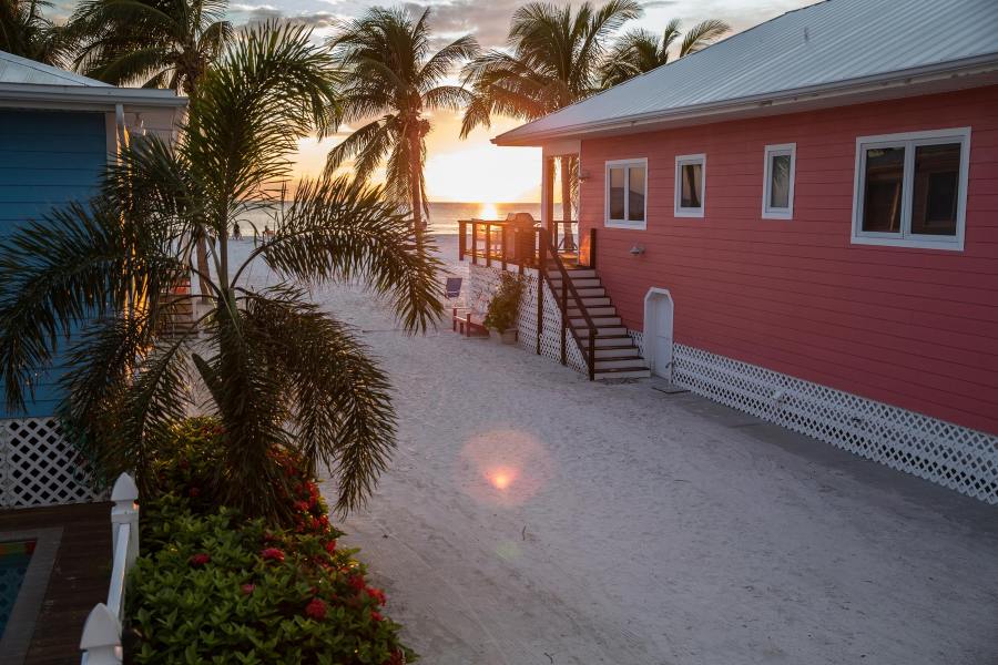 Air BNB-sun-exterior-deck-facing-Ocean