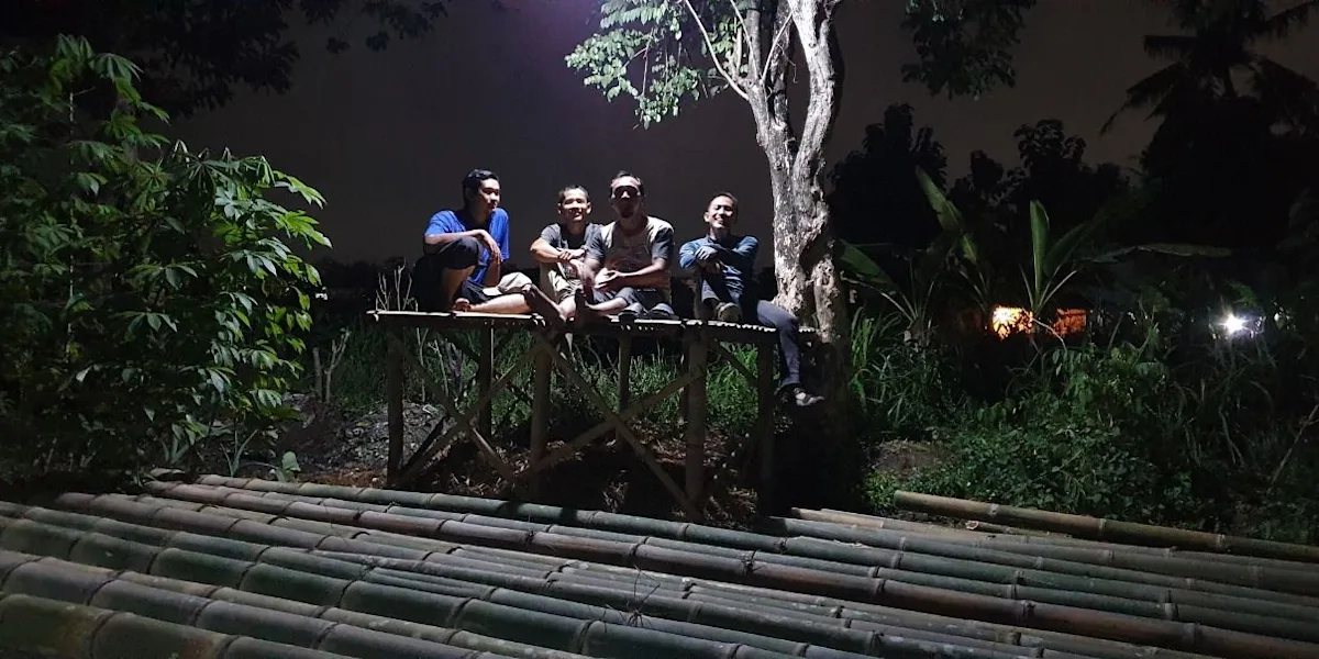 Mengapa Ayah Hanya Mencari Nafkah ?