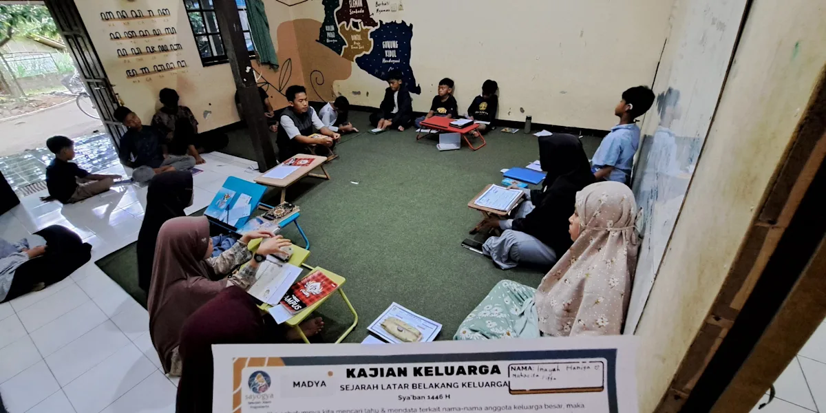 Pengajian Keluarga sebagai Pondasi Hidup