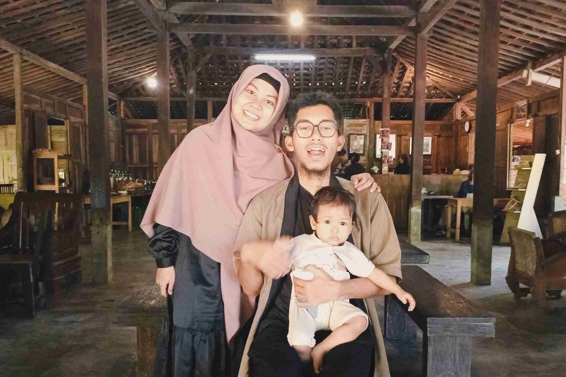 Irfan Dary Nasutiondan dan Aprily Anggia Cesarizki