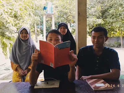 Berbakti pada Orang Tua dan Keluarga
