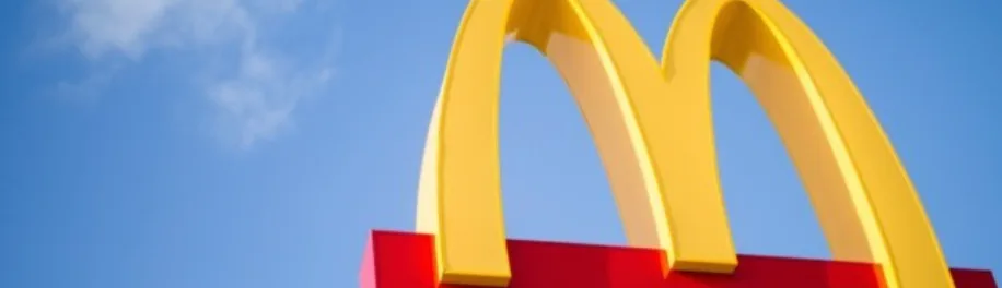 McDonald’s France leveraged Snapchat Promoted Places to boost restaurant discovery, drive in-store visits and app orders, and generate €2.4M in sales.
