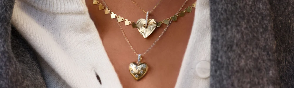Helzberg Valentine's Day fine jewelry hero banner tailored for Snapchat campaign showcase