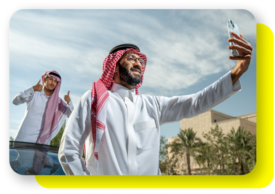 Man takes selfie in KSA