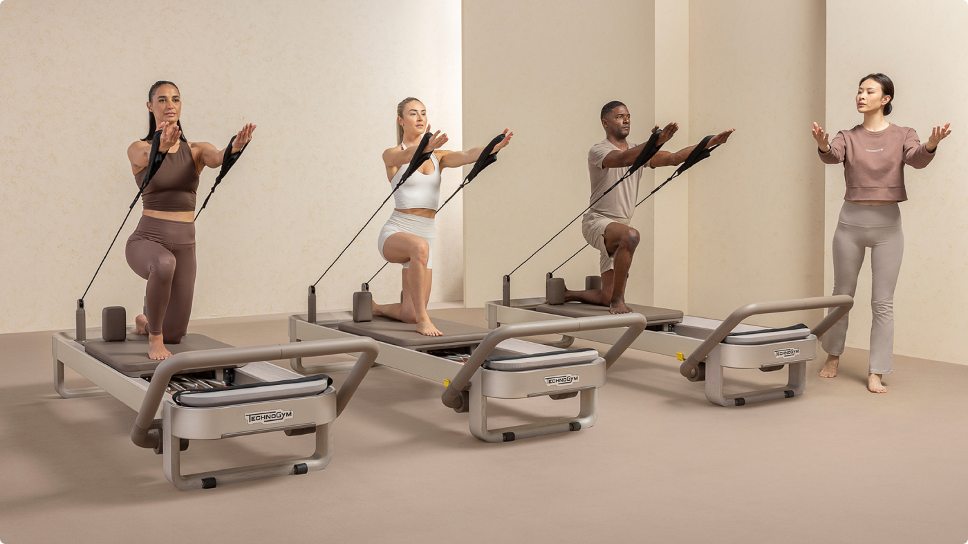 technogym-reform-womans-exercise