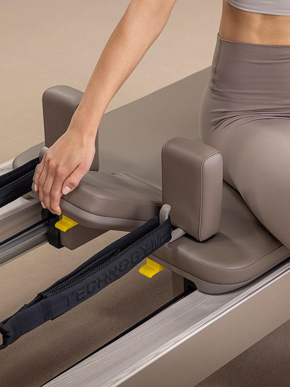 technogym-reformer-safety-comfort-features-02.jpg