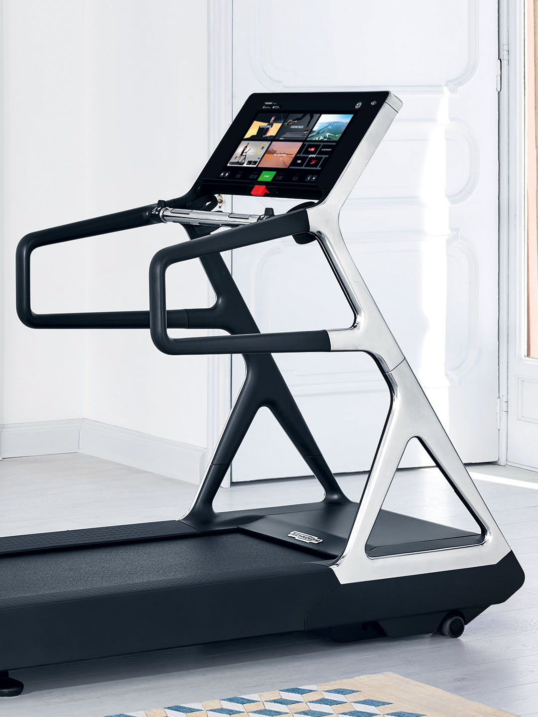 Technogym Run Personal: designer treadmill for home | Technogym ...