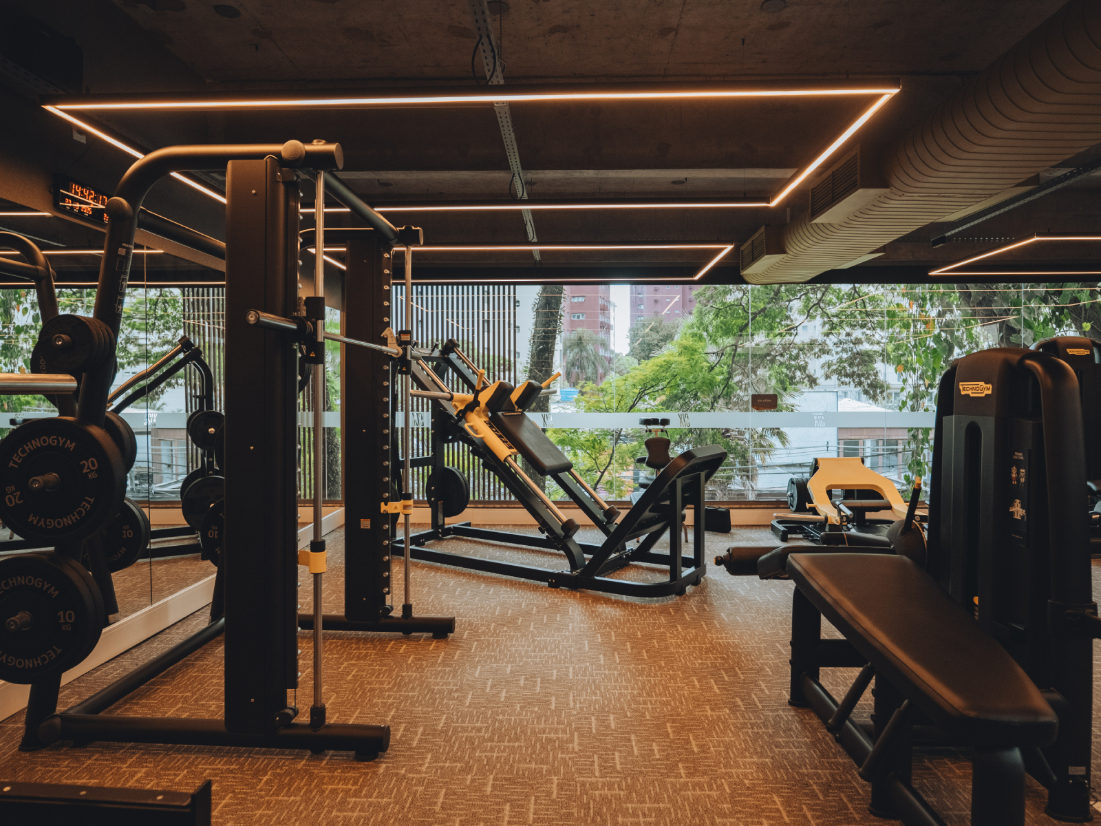ixx-sport-life-technogym-gym