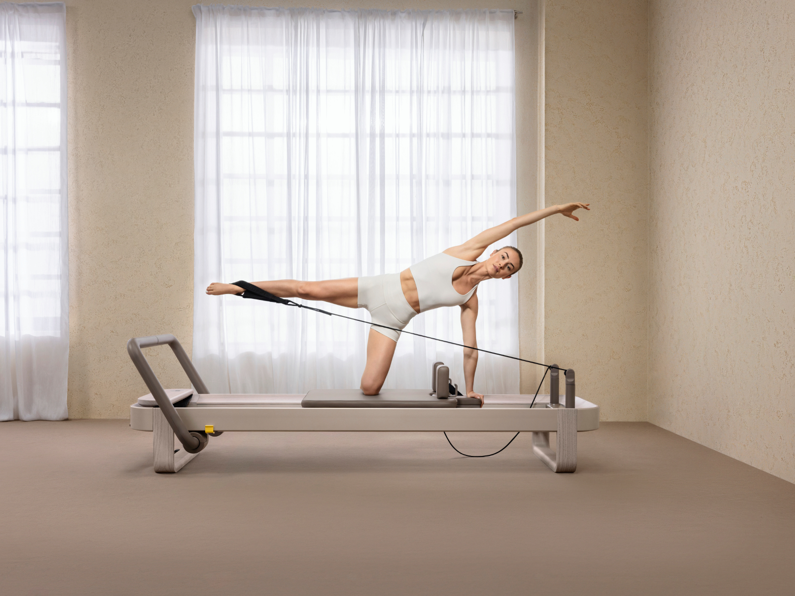 wallpaper-awards-technogym-reform-3