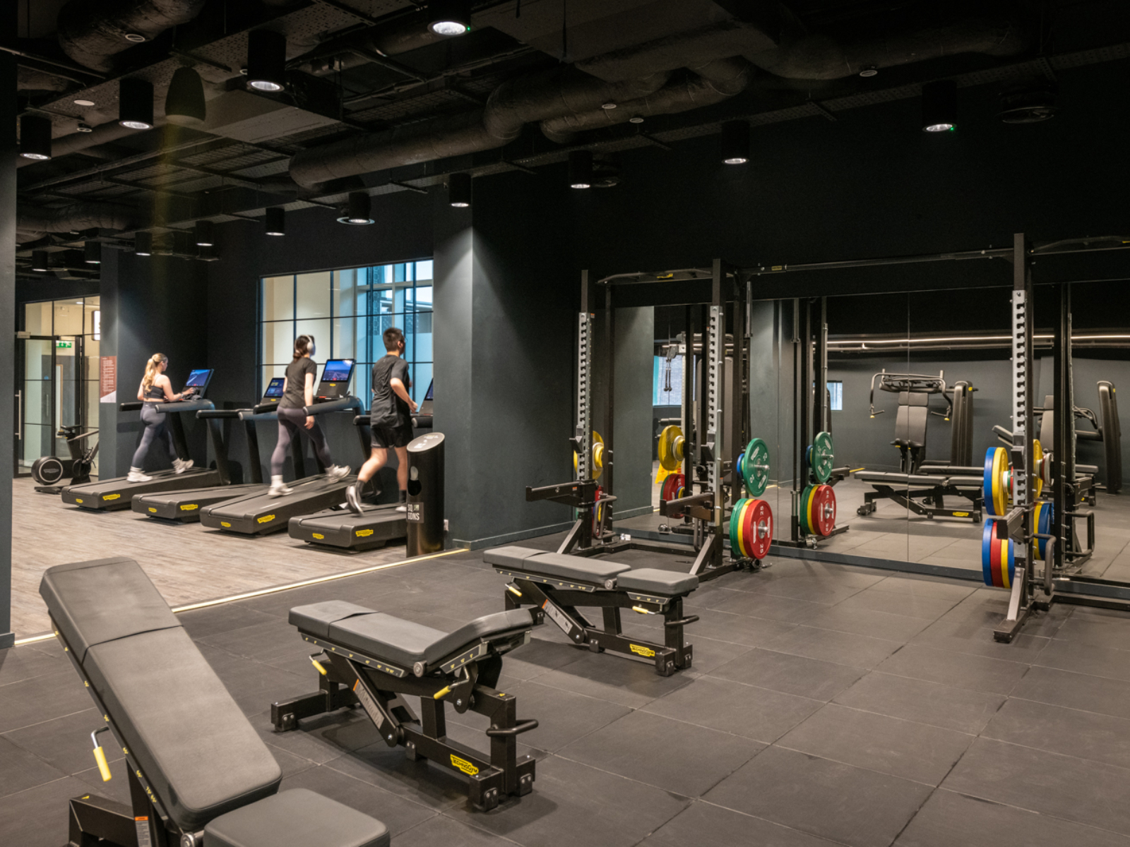 square-gardens-downing-living-machester